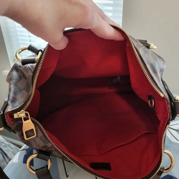 Louis Vuitton Brown Checkered Shoulder Bag - Picture 12 of 16